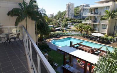 BRING YOUR FRIENDS TO BURLEIGH HEADS