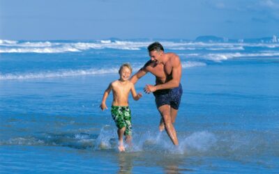 ENJOY THE SURF, SAND AND SUN AT BURLEIGH HEADS BEACH ON THE GOLD COAST