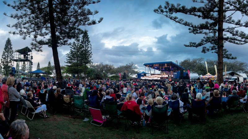 broadbeach-christmas-carols-2016