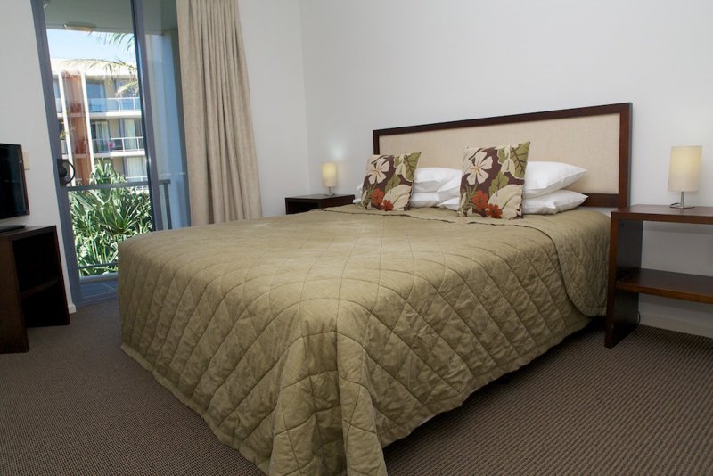 THERE IS A PERFECT ROOM FOR YOU IN OUR BURLEIGH HEADS RESORT