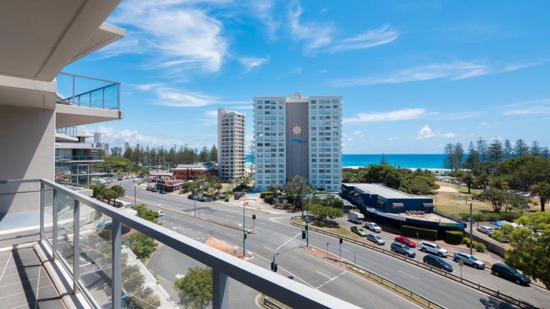 swell resort accommodation balcony